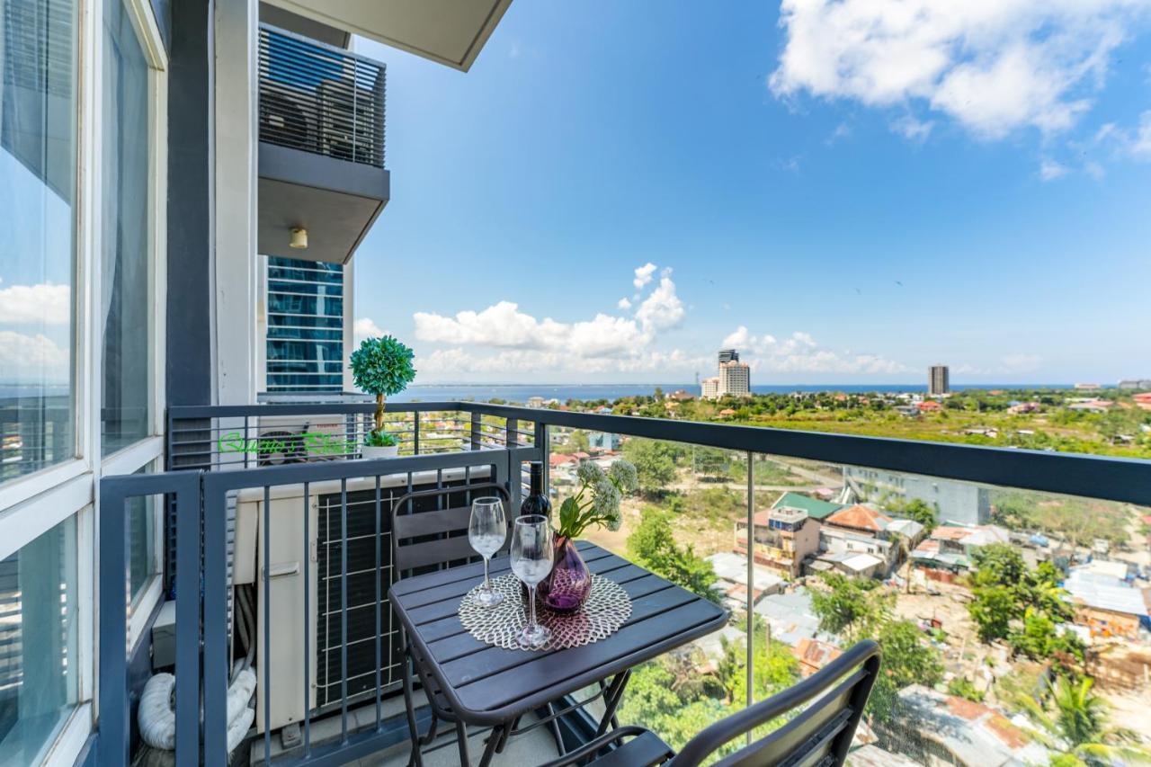 Mactan Newtown - 1Br Stunning Ocean View And City View 麦克坦 外观 照片