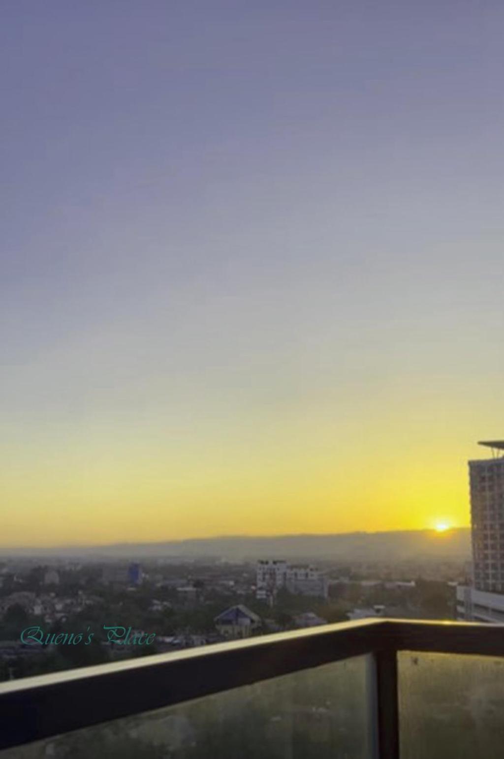 Mactan Newtown - 1Br Stunning Ocean View And City View 麦克坦 外观 照片
